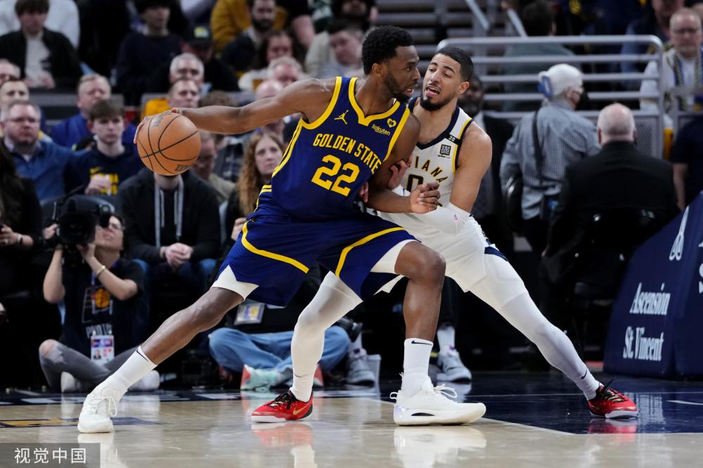 队进攻的球 队进攻的球