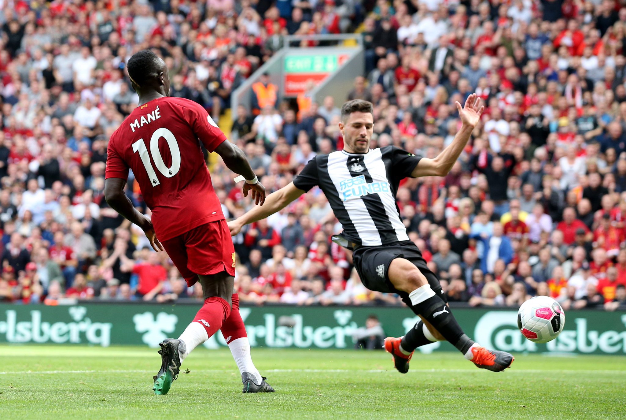 程中展現了 程中展現了