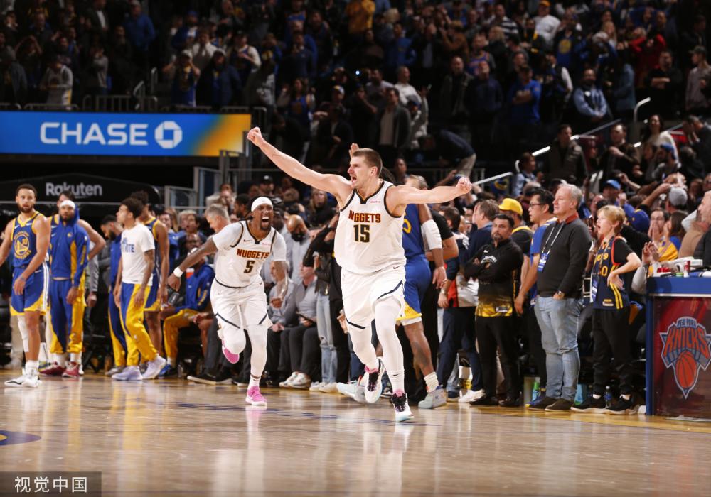 球队审视自 球队审视自