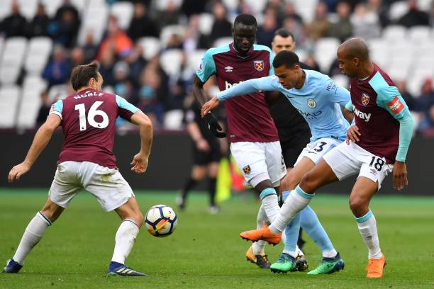 一个出色门 一个出色门